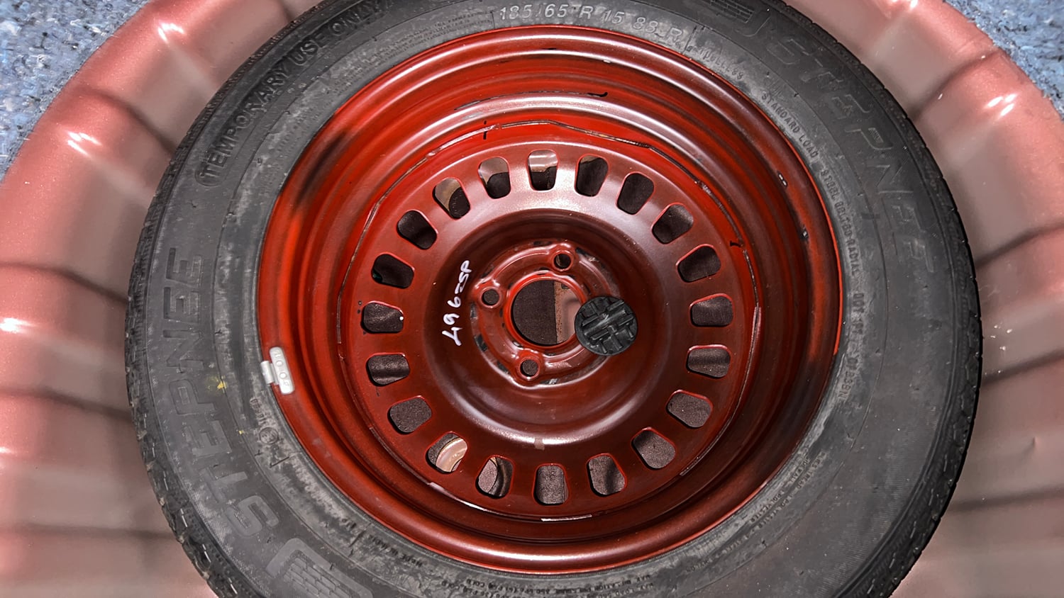 Used 2023 Nissan Magnite XV Turbo CVT Petrol Automatic tyres SPARE TYRE VIEW