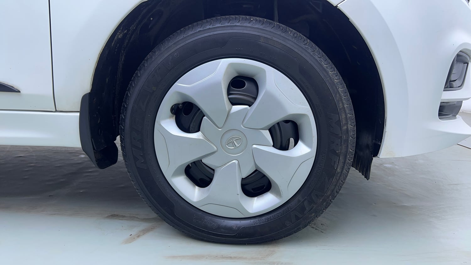 Used 2024 Tata Tigor XM Petrol Manual tyres RIGHT FRONT TYRE RIM VIEW