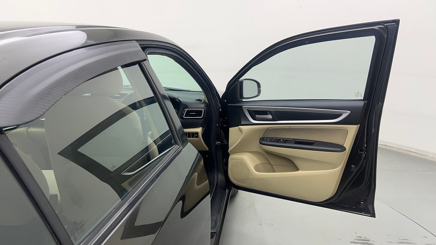 Used 2022 Honda Amaze S MT 1.2 Petrol Petrol Manual interior RIGHT FRONT DOOR OPEN VIEW