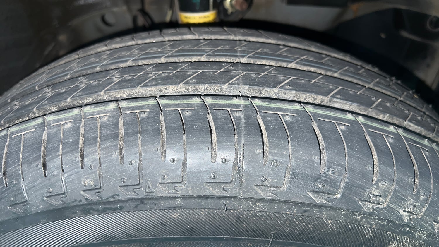 Used 2022 Honda Amaze S MT 1.2 Petrol Petrol Manual tyres RIGHT FRONT TYRE TREAD VIEW