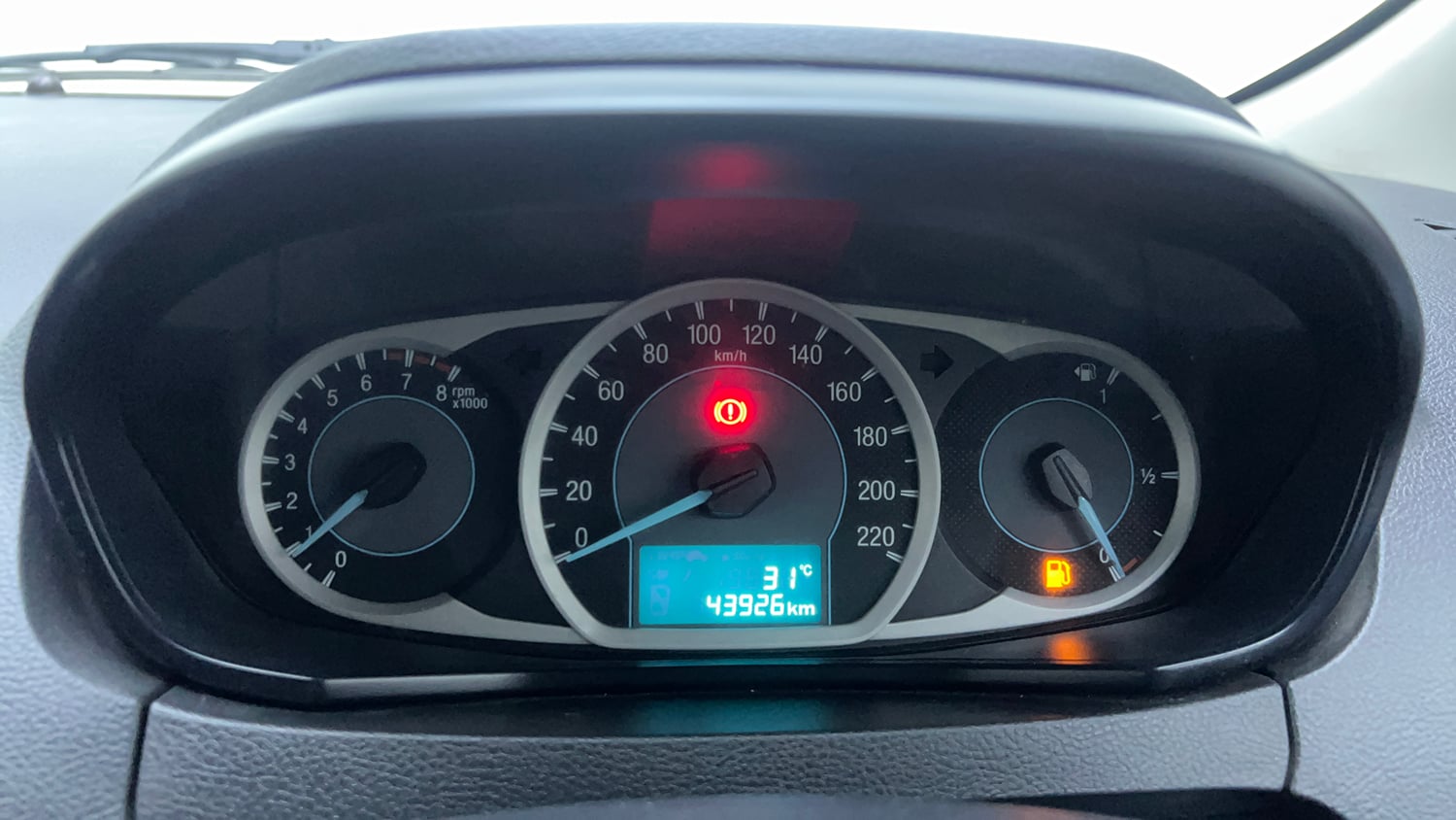 Used 2017 Ford Figo Titanium 1.2 Ti-VCT Petrol Manual interior CLUSTERMETER VIEW