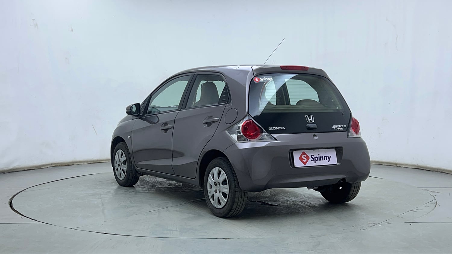 Used 2016 Honda Brio S MT Petrol Manual exterior LEFT REAR CORNER VIEW