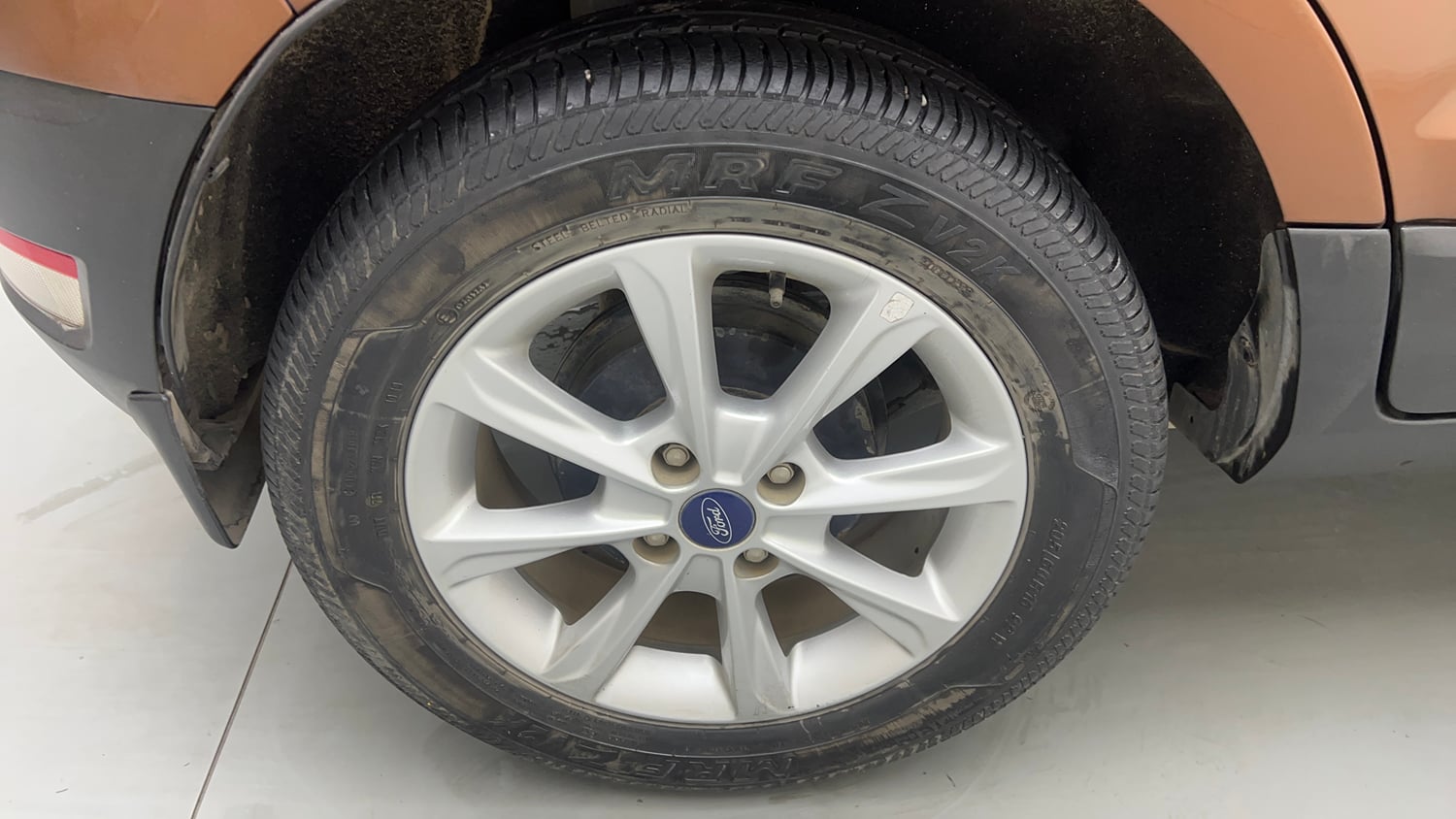 Used 2019 Ford EcoSport Titanium 1.5L Ti-VCT Petrol Manual tyres RIGHT REAR TYRE RIM VIEW
