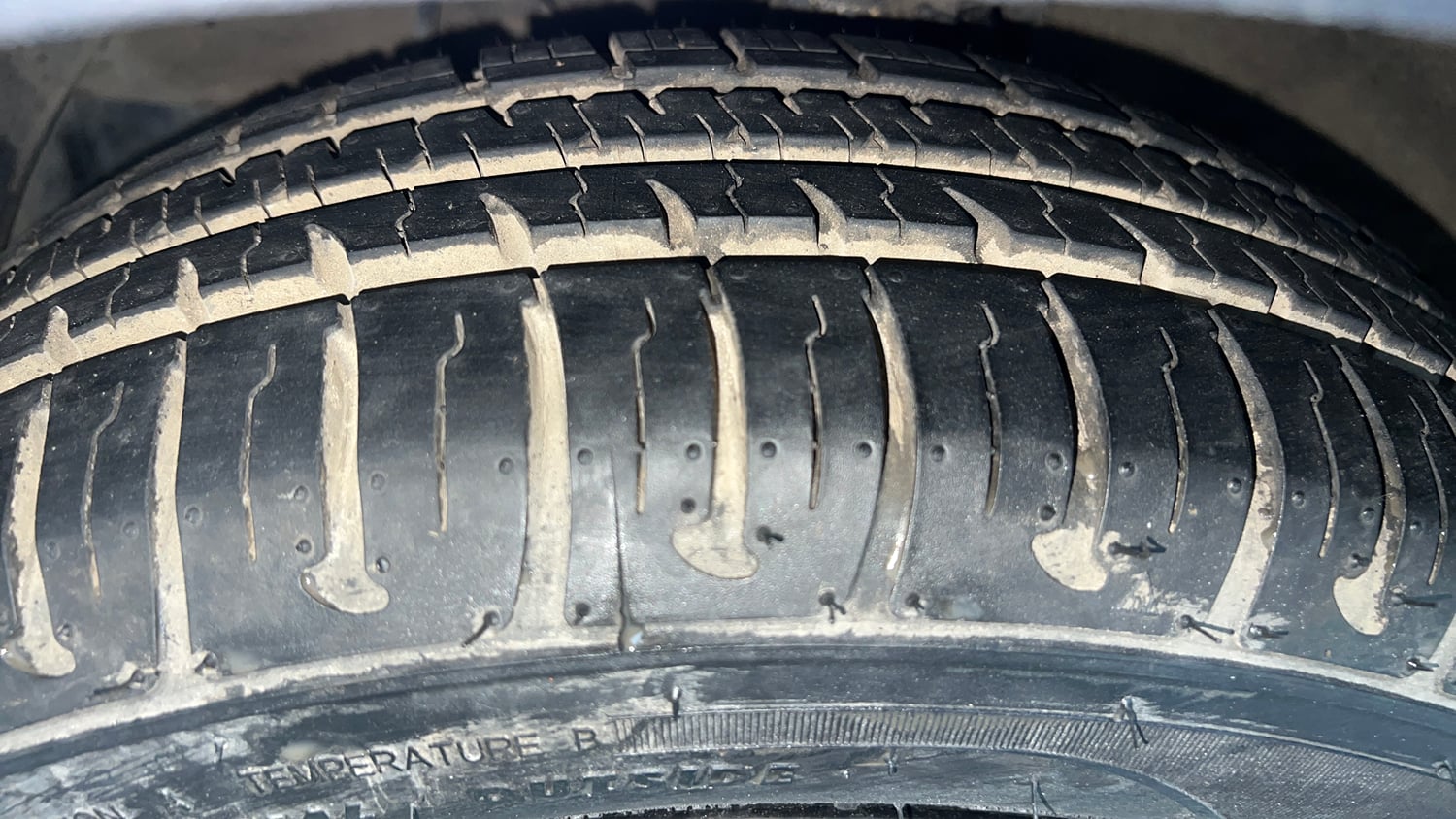 Used 2018 Hyundai Grand i10 Sportz 1.2 Kappa VTVT Petrol Manual tyres LEFT FRONT TYRE TREAD VIEW
