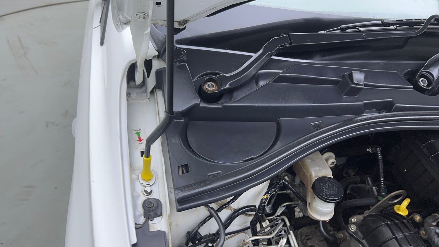 Used 2024 Tata Tigor XM Petrol Manual engine ENGINE RIGHT SIDE HINGE & APRON VIEW