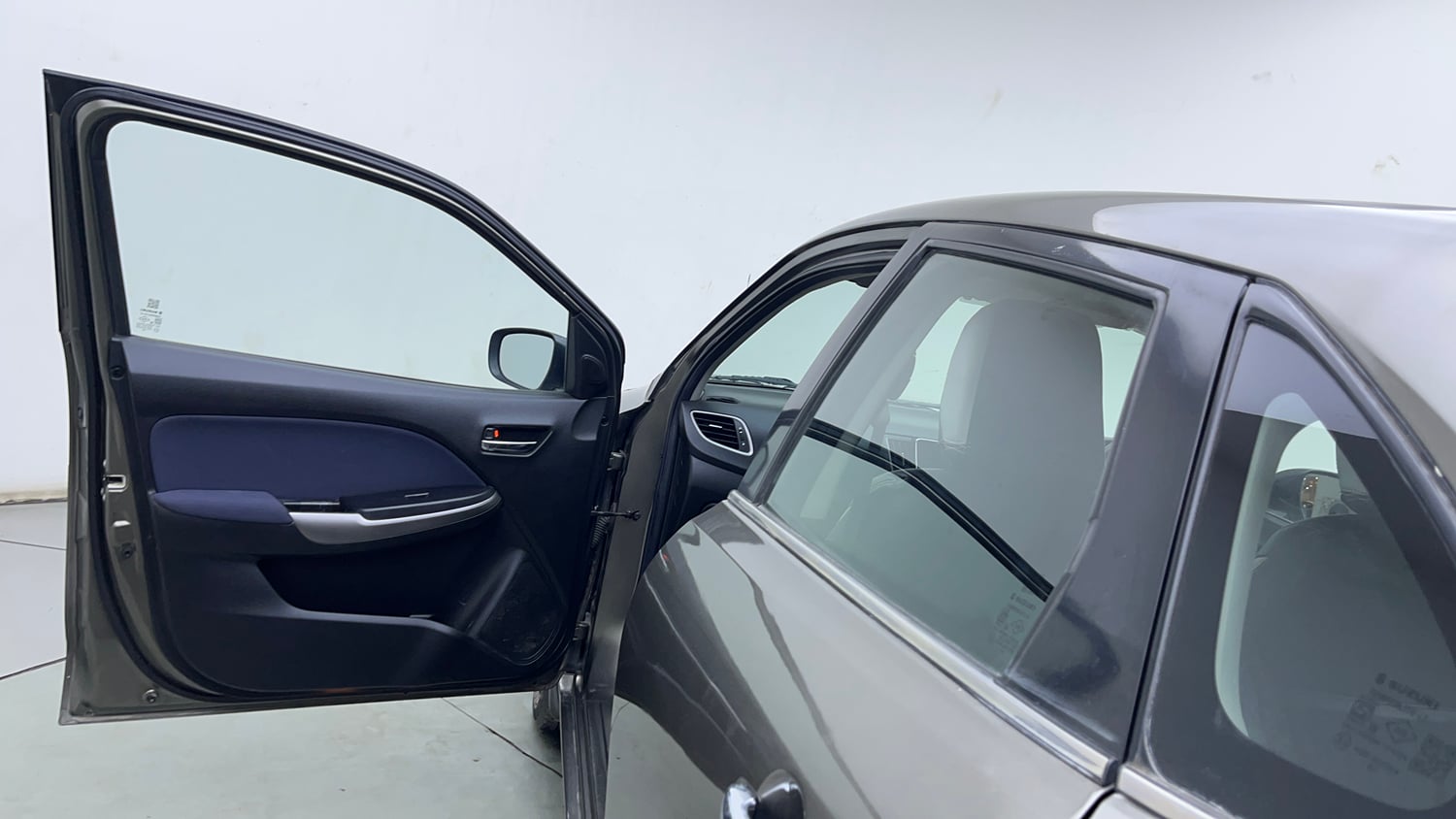 Used 2019 Maruti Suzuki Baleno Zeta Petrol Manual interior LEFT FRONT DOOR OPEN VIEW