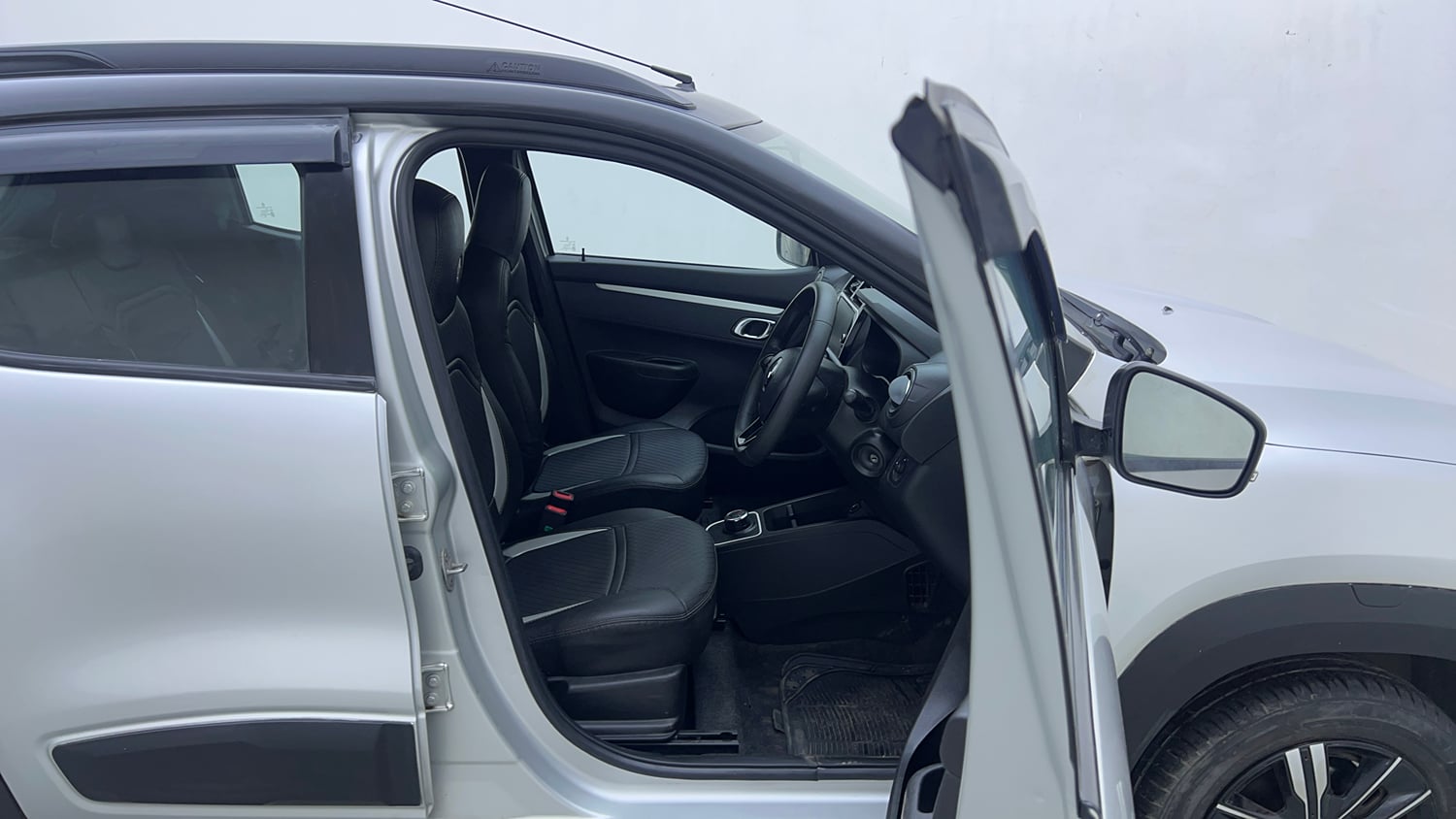 Used 2024 Renault Kwid CLIMBER AMT Petrol Automatic interior RIGHT SIDE FRONT DOOR CABIN VIEW