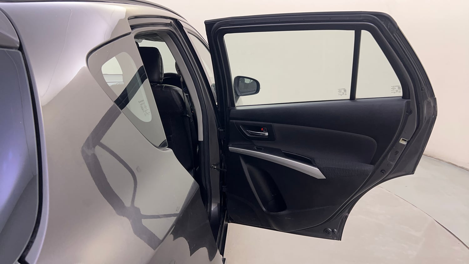 Used 2016 Maruti Suzuki S-Cross Zeta 1.3 Diesel Manual interior RIGHT REAR DOOR OPEN VIEW