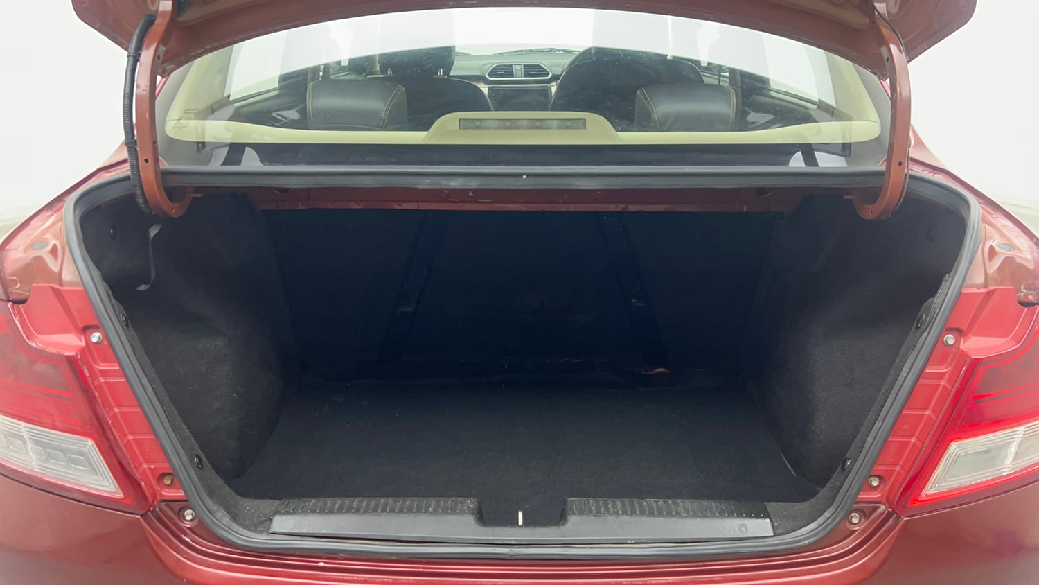 Used 2017 Maruti Suzuki Dzire VXi Petrol Manual interior DICKY INSIDE VIEW