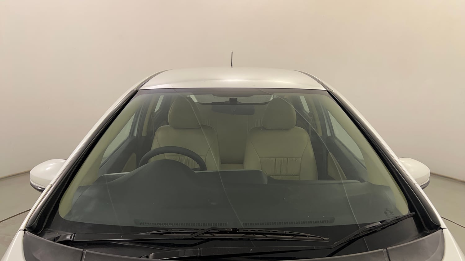 Used 2016 Honda Jazz SV Petrol Petrol Manual exterior FRONT WINDSHIELD VIEW