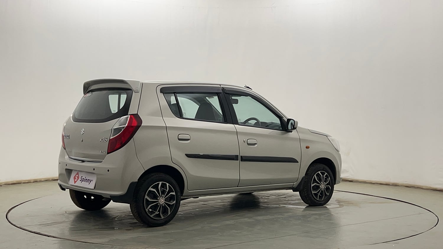 Used 2017 Maruti Suzuki Alto K10 VXi (O) Petrol Manual exterior RIGHT REAR CORNER VIEW