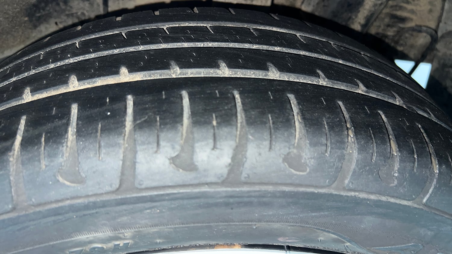 Used 2018 Hyundai Grand i10 Sportz 1.2 Kappa VTVT Petrol Manual tyres LEFT REAR TYRE TREAD VIEW