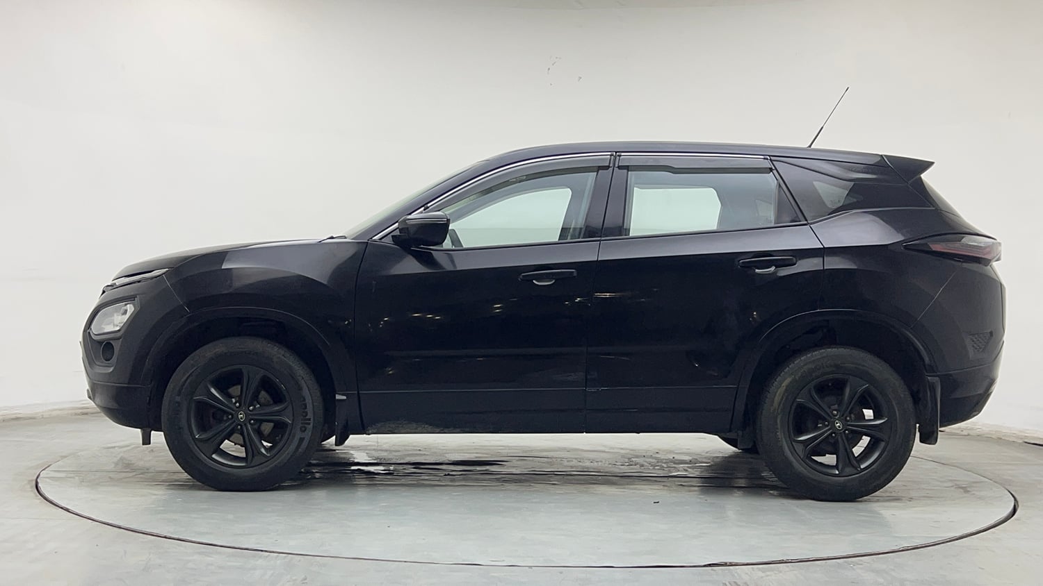 Used 2021 Tata Harrier XT Plus Dark Edition Diesel Manual exterior LEFT SIDE VIEW