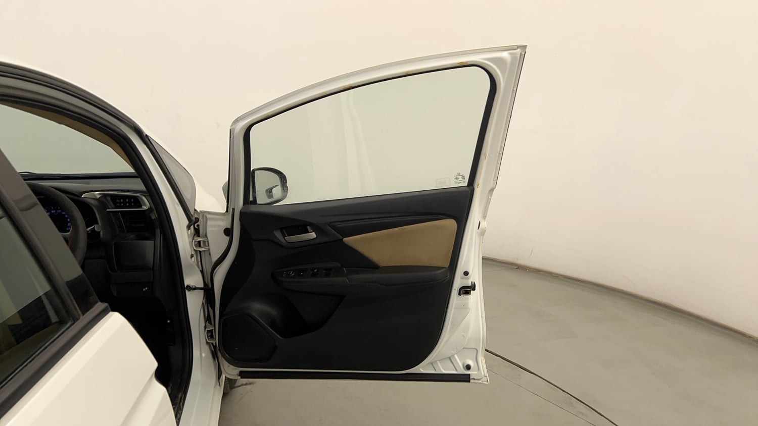 Used 2016 Honda Jazz SV Petrol Petrol Manual interior RIGHT FRONT DOOR OPEN VIEW