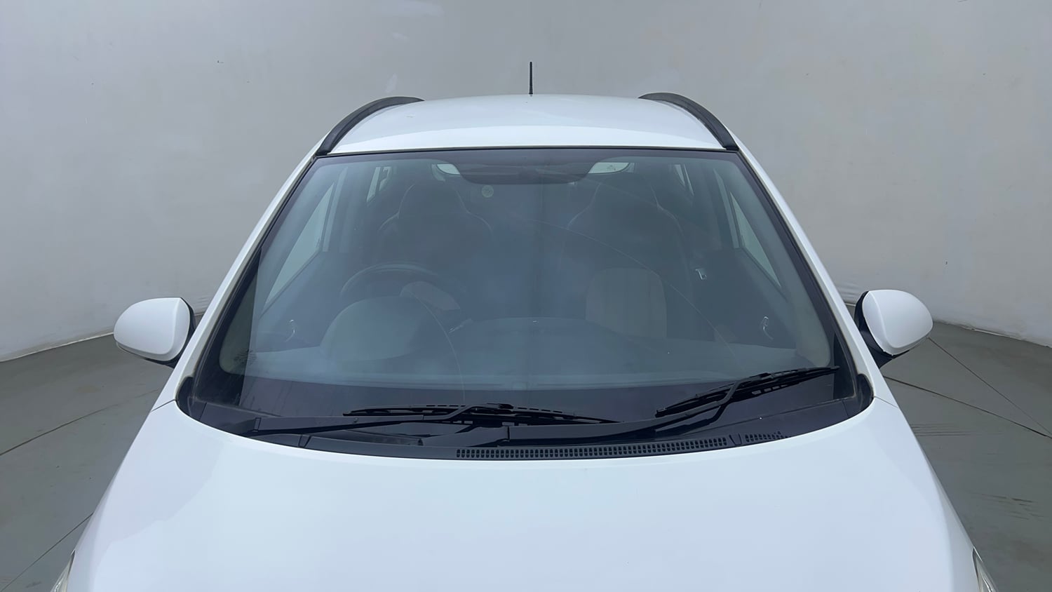 Used 2016 Hyundai Grand i10 Asta AT 1.2 Kappa VTVT Petrol Automatic exterior FRONT WINDSHIELD VIEW