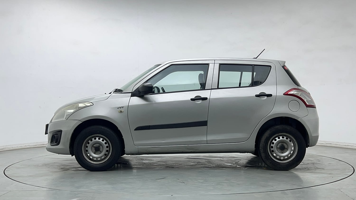 Used 2015 Maruti Suzuki Swift Lxi (O) Petrol Manual exterior LEFT SIDE VIEW