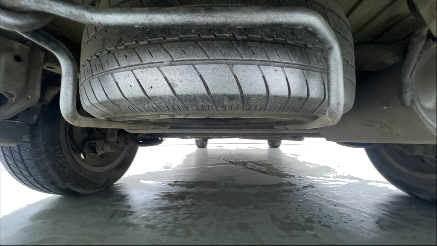 Used 2013 Maruti Suzuki Ertiga Vxi Petrol Manual tyres SPARE TYRE VIEW