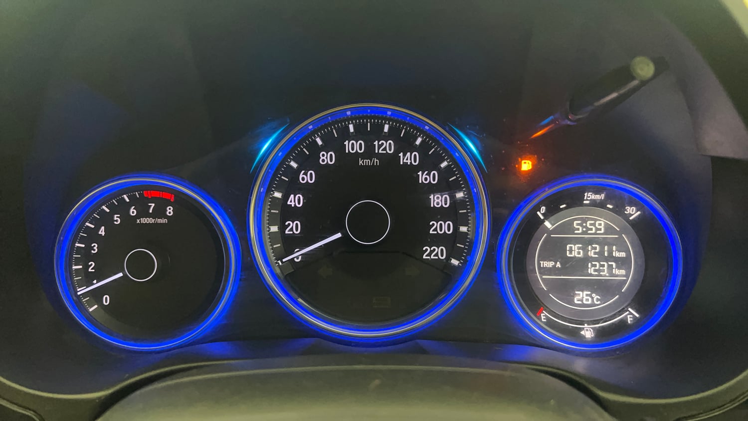 Used 2015 Honda City V Petrol Manual interior CLUSTERMETER VIEW