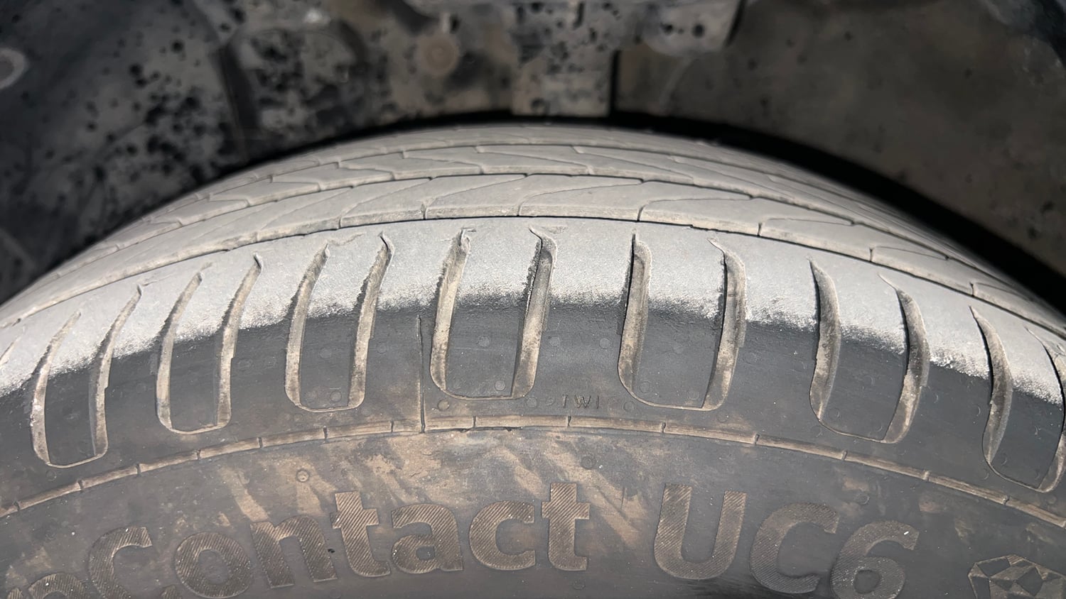 Used 2019 Hyundai Venue SX Plus 1.0 Turbo DCT Petrol Automatic tyres LEFT FRONT TYRE TREAD VIEW
