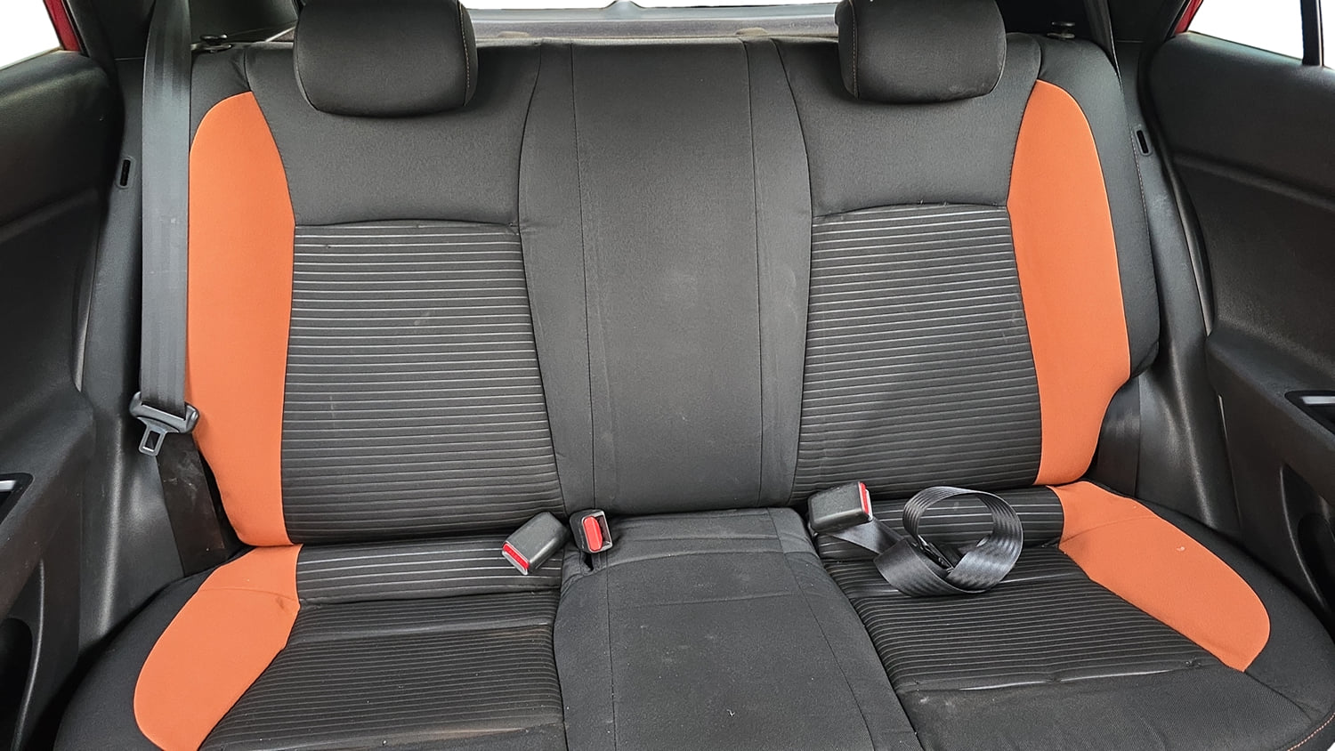 Used 2018 Hyundai Elite i20 Asta 1.2 Dual Tone Petrol Manual interior REAR SEAT CONDITION VIEW