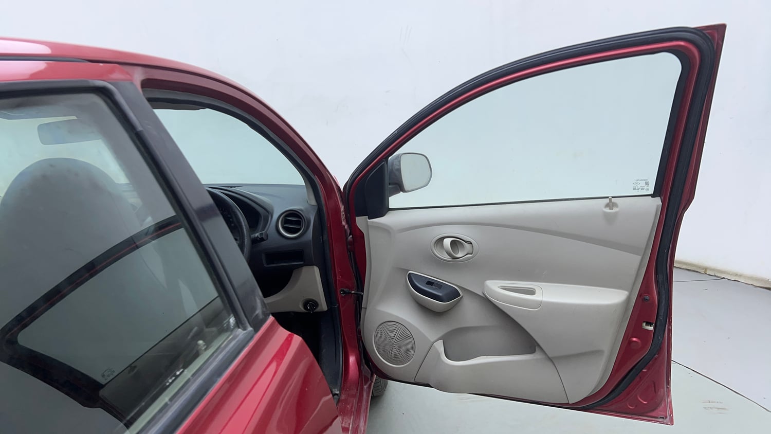 Used 2016 Datsun GO T Petrol Manual interior RIGHT FRONT DOOR OPEN VIEW