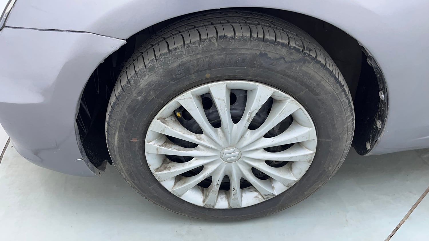 Used 2018 Maruti Suzuki Ciaz Delta 1.3 Hybrid Diesel Manual tyres LEFT FRONT TYRE RIM VIEW