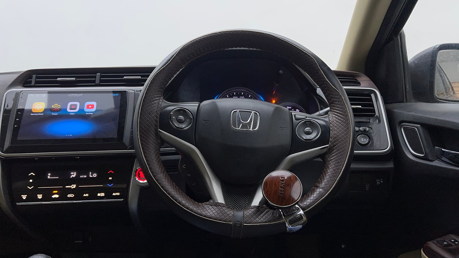 Used 2018 Honda City VX Petrol Petrol Manual interior STEERING VIEW