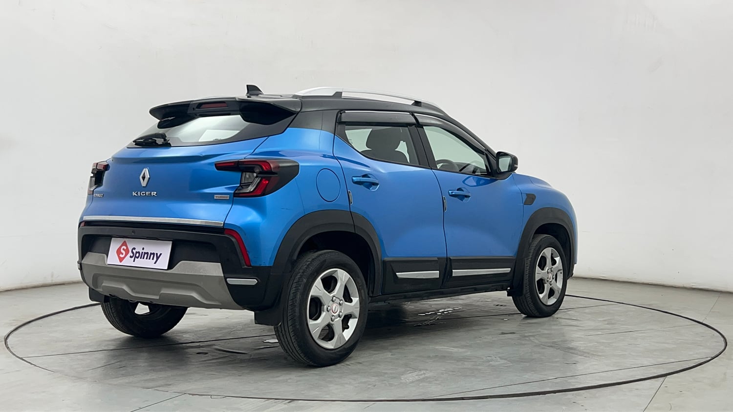 Used 2021 Renault Kiger RXT 1.0 Turbo MT Dual Tone Petrol Manual exterior RIGHT REAR CORNER VIEW