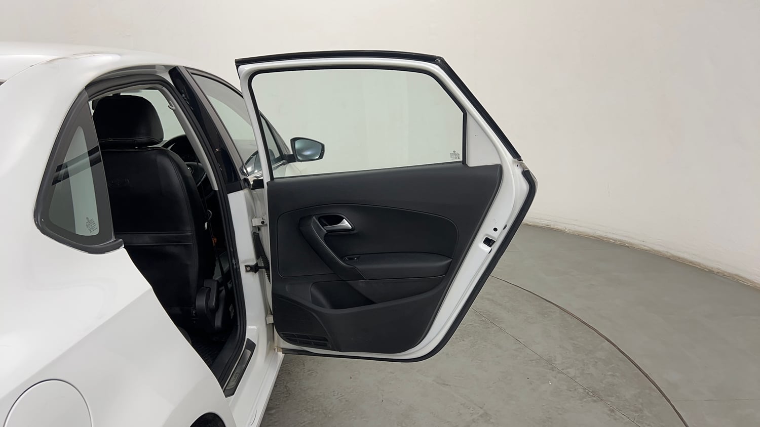 Used 2015 Volkswagen Vento Comfortline Petrol Petrol Manual interior RIGHT REAR DOOR OPEN VIEW