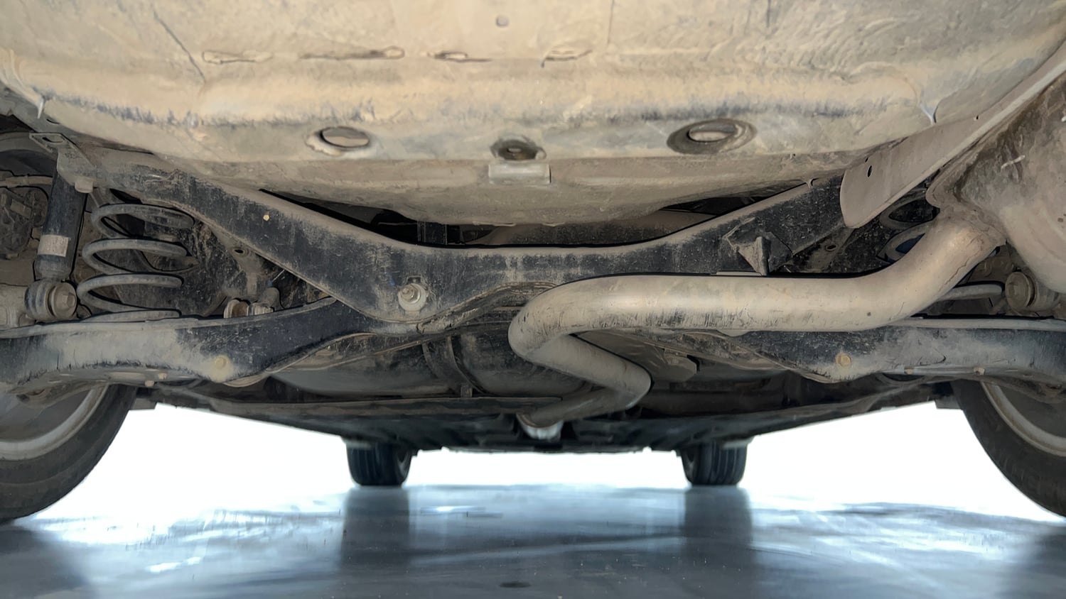 Used 2019 Honda Civic V CVT Petrol Petrol Automatic extra REAR UNDERBODY VIEW (TAKEN FROM REAR)