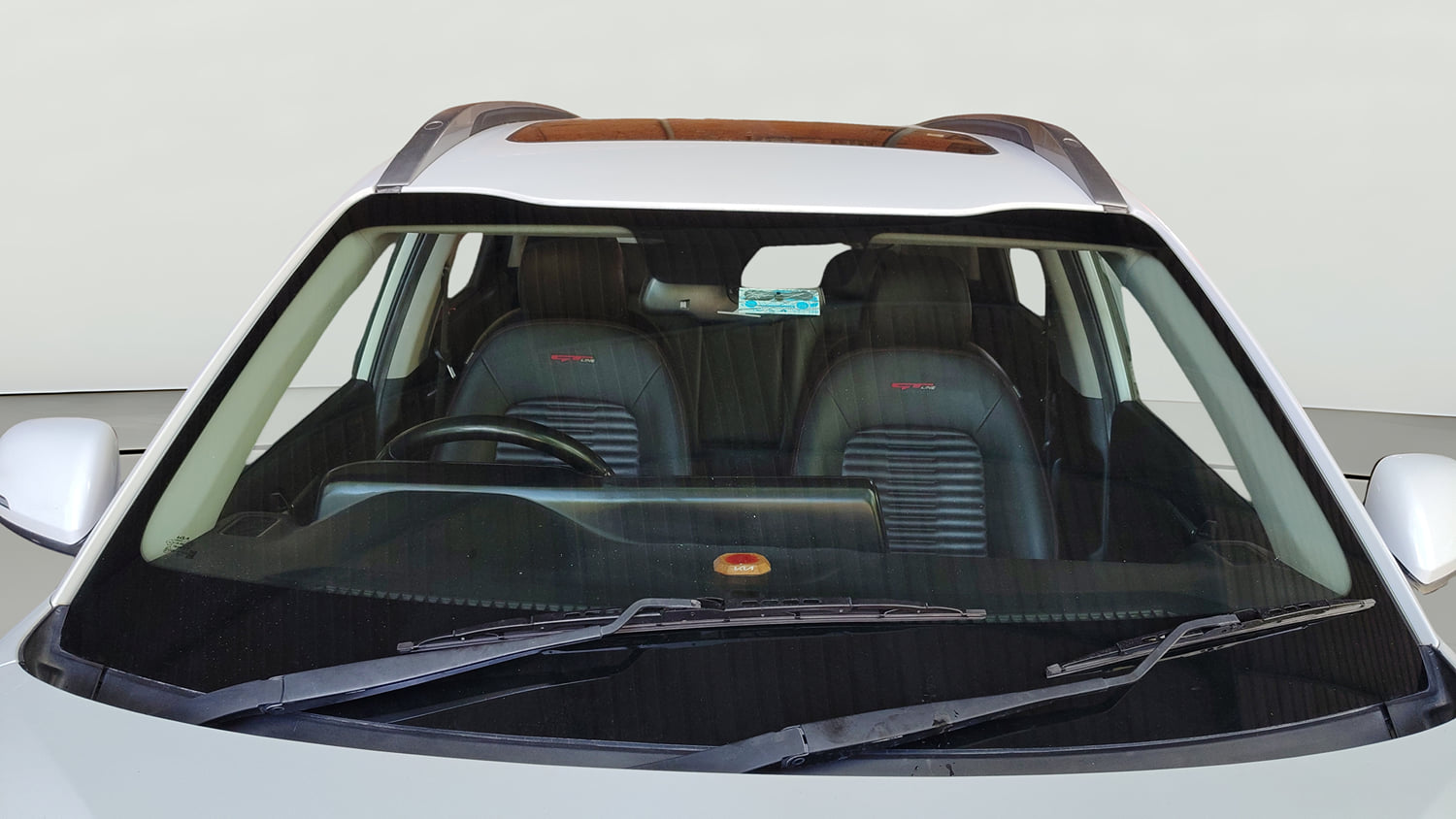 Used 2021 Kia Sonet GTX Plus 1.5 AT Diesel Automatic exterior FRONT WINDSHIELD VIEW