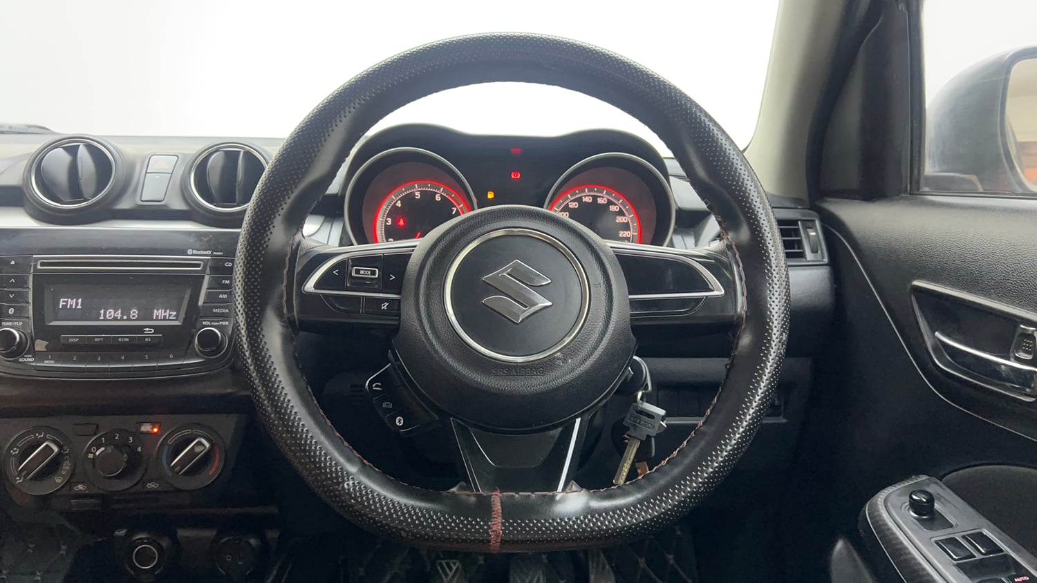 Used 2018 Maruti Suzuki Swift VXi Petrol Manual interior STEERING VIEW