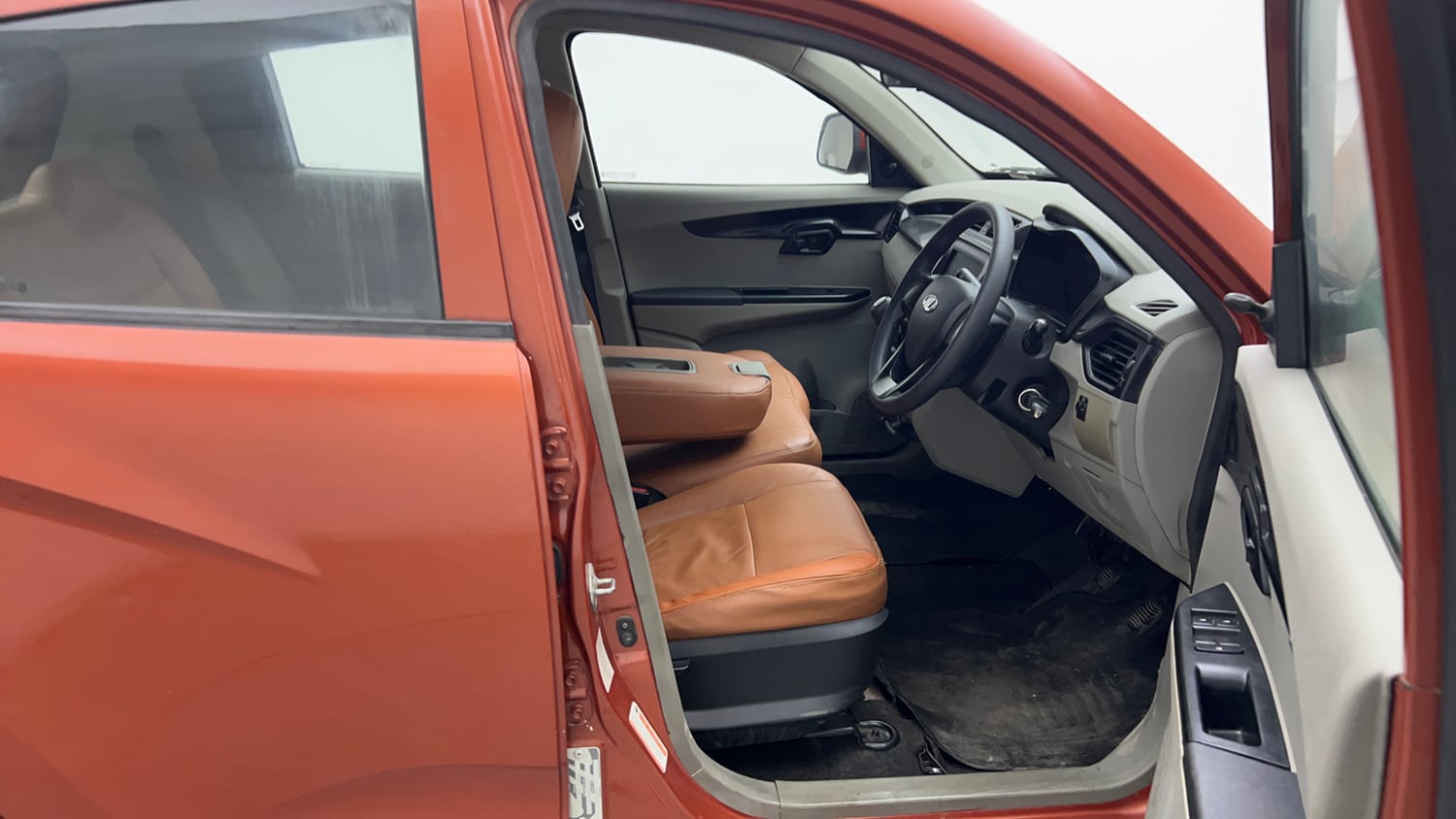 Used 2017 Mahindra KUV100 K4 6 STR Petrol Manual interior RIGHT SIDE FRONT DOOR CABIN VIEW