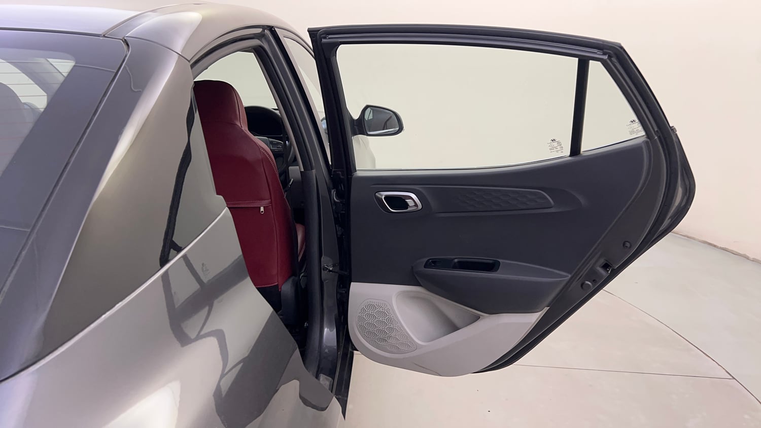 Used 2020 Hyundai Aura SX 1.2 (O) Petrol Petrol Manual interior RIGHT REAR DOOR OPEN VIEW