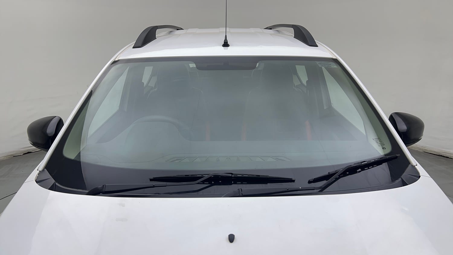 Used 2024 Renault Triber RXZ Petrol Manual exterior FRONT WINDSHIELD VIEW