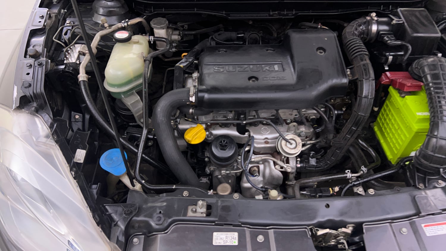 Used 2016 Maruti Suzuki S-Cross Zeta 1.3 Diesel Manual engine ENGINE RIGHT SIDE VIEW