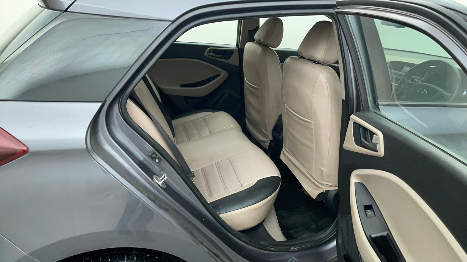 Used 2016 Hyundai Elite i20 Asta 1.2 Petrol Manual interior RIGHT SIDE REAR DOOR CABIN VIEW