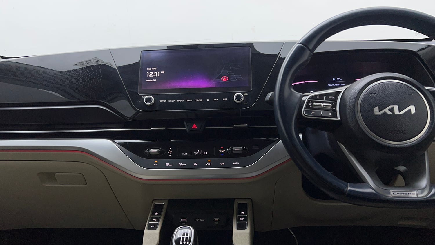 Used 2022 Kia Carens Luxury Plus 1.4 Petrol 7 STR Petrol Manual interior MUSIC SYSTEM & AC CONTROL VIEW