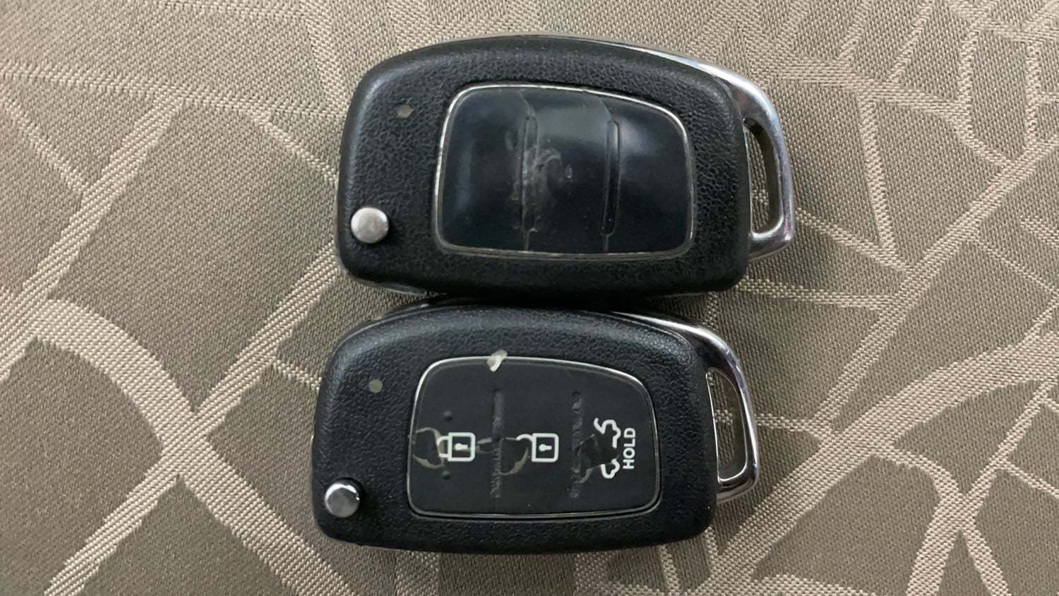 Used 2014 Hyundai Xcent S 1.2 (O) Petrol Manual extra CAR KEY VIEW