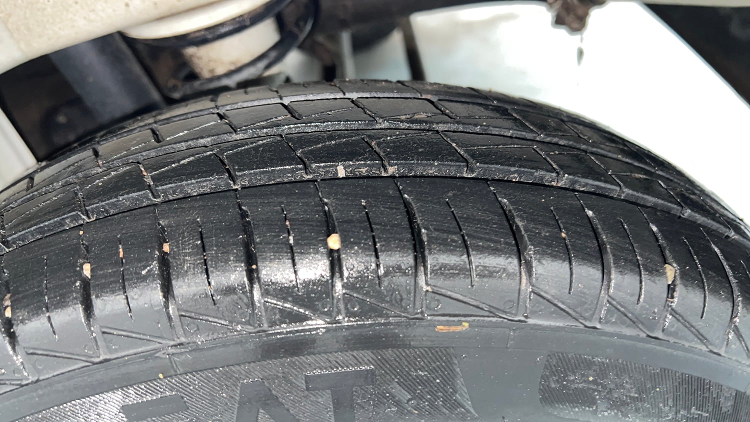 Used 2023 Maruti Suzuki Alto 800 VXi Petrol Manual tyres LEFT REAR TYRE TREAD VIEW