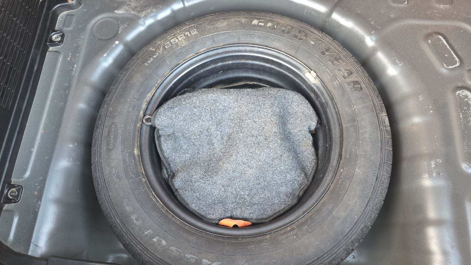 Used 2022 Hyundai Venue SX 1.2 Petrol Petrol Manual tyres SPARE TYRE VIEW