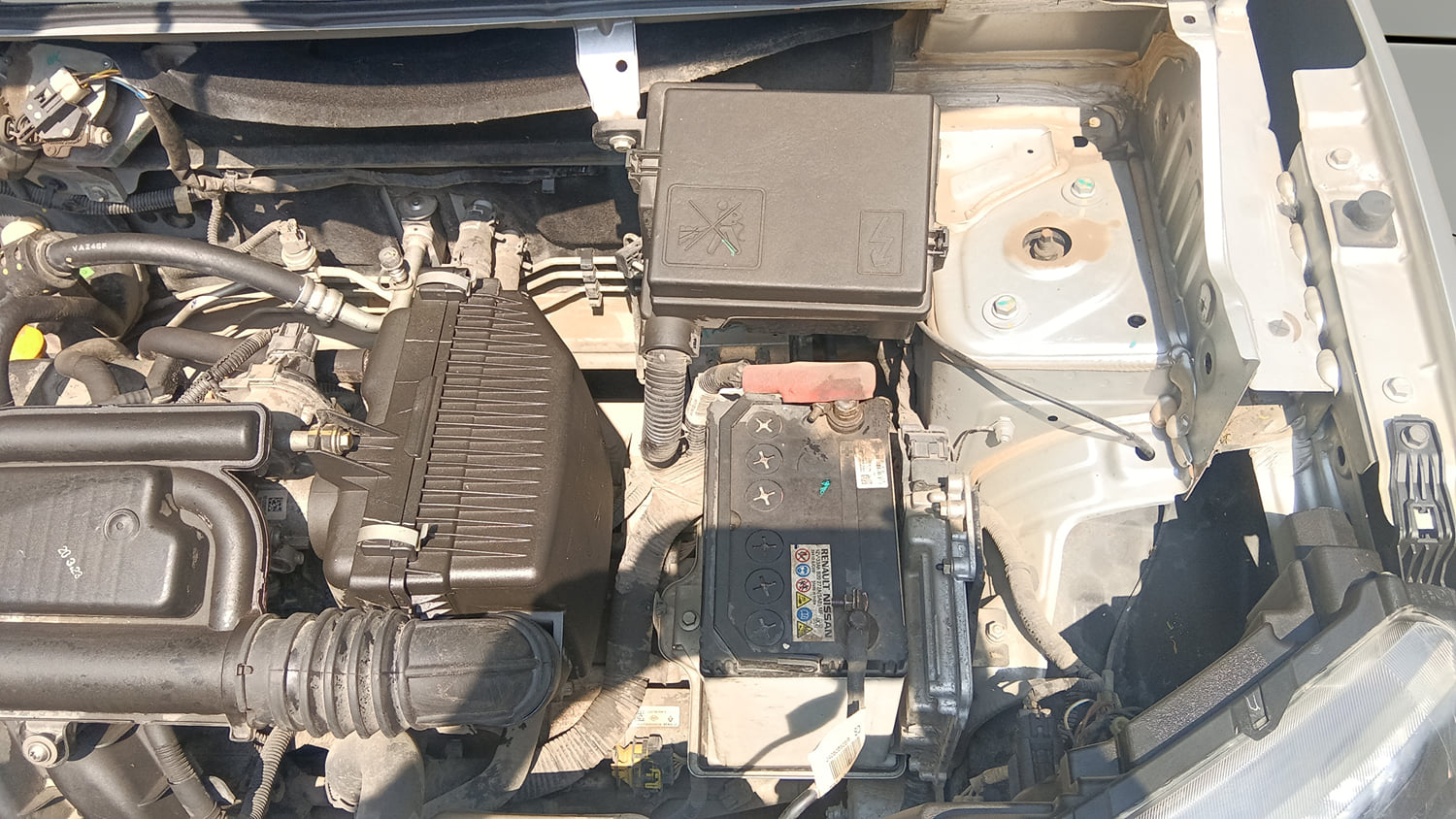 Used 2023 Renault Kwid RXT 1.0 AMT Petrol Automatic engine ENGINE LEFT SIDE VIEW