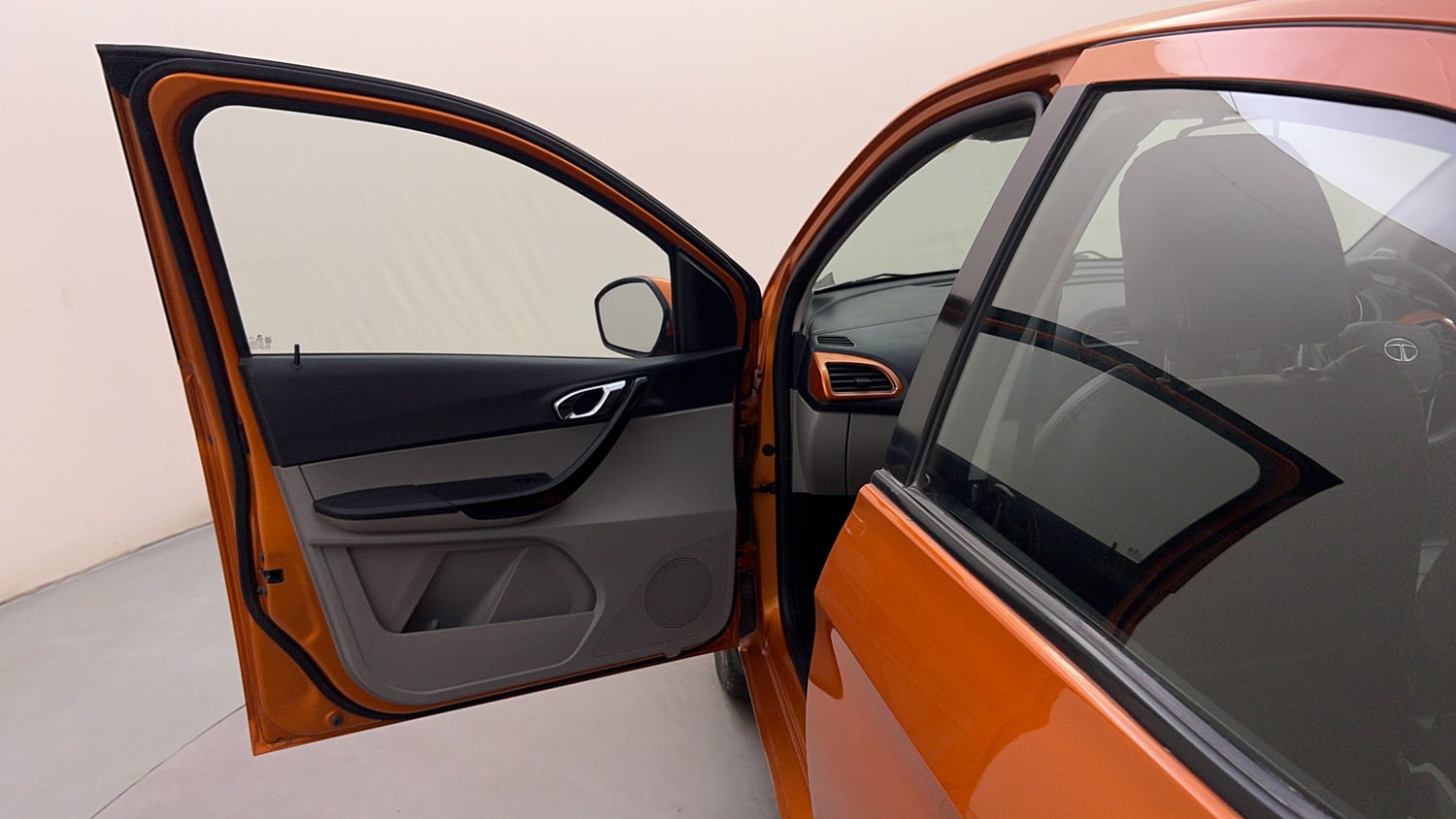 Used 2019 Tata Tiago Revotron XZ Plus Petrol Manual interior LEFT FRONT DOOR OPEN VIEW