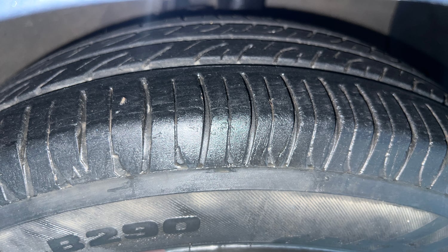 Used 2017 Hyundai Grand i10 Magna 1.2 Kappa VTVT Petrol Manual tyres RIGHT FRONT TYRE TREAD VIEW