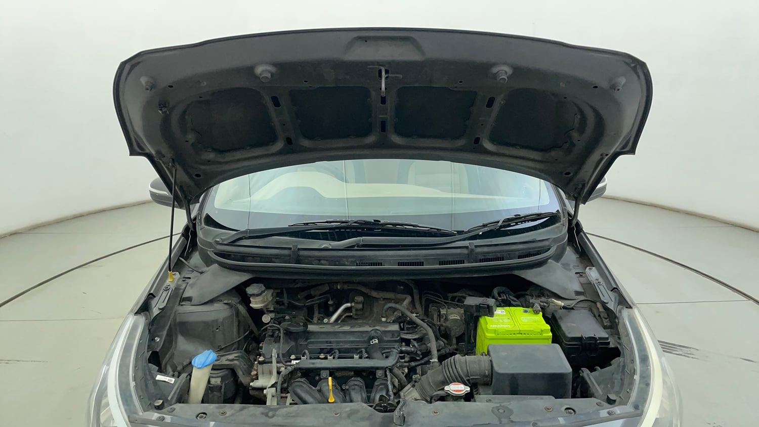 Used 2016 Hyundai Elite i20 Asta 1.2 Petrol Manual engine ENGINE & BONNET OPEN FRONT VIEW
