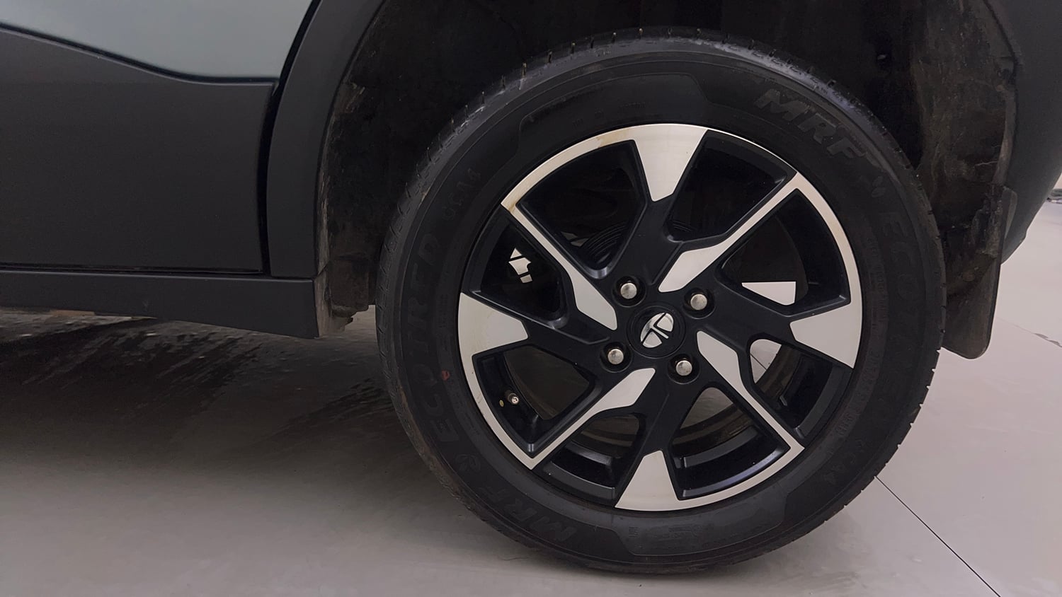 Used 2022 Tata Punch Adventure MT Petrol Manual tyres LEFT REAR TYRE RIM VIEW