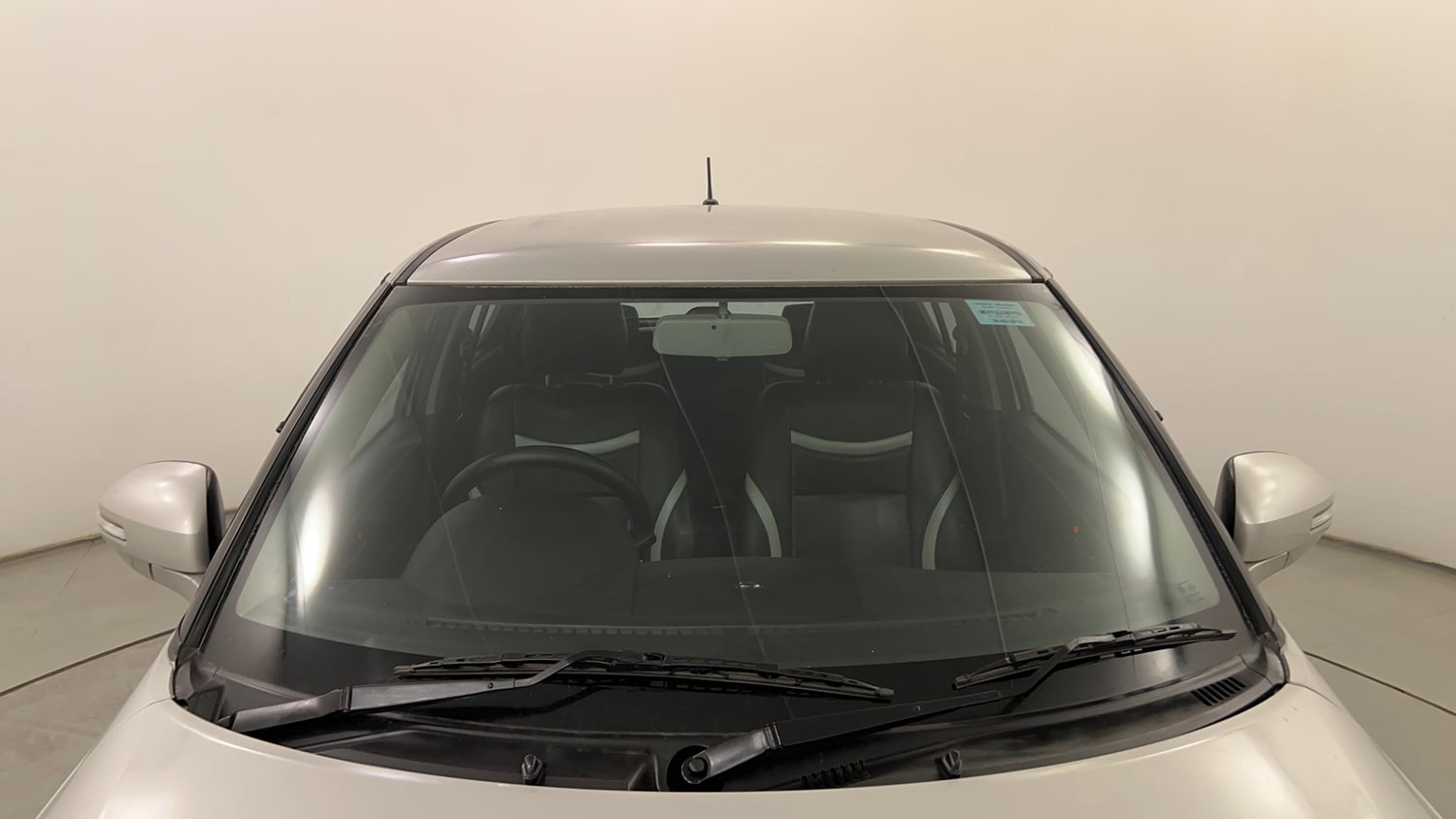 Used 2013 Maruti Suzuki Swift VXi Petrol Manual exterior FRONT WINDSHIELD VIEW