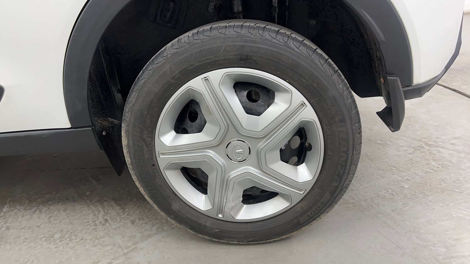 Used 2022 Tata Nexon XMA (S) Diesel Diesel Automatic tyres LEFT REAR TYRE RIM VIEW