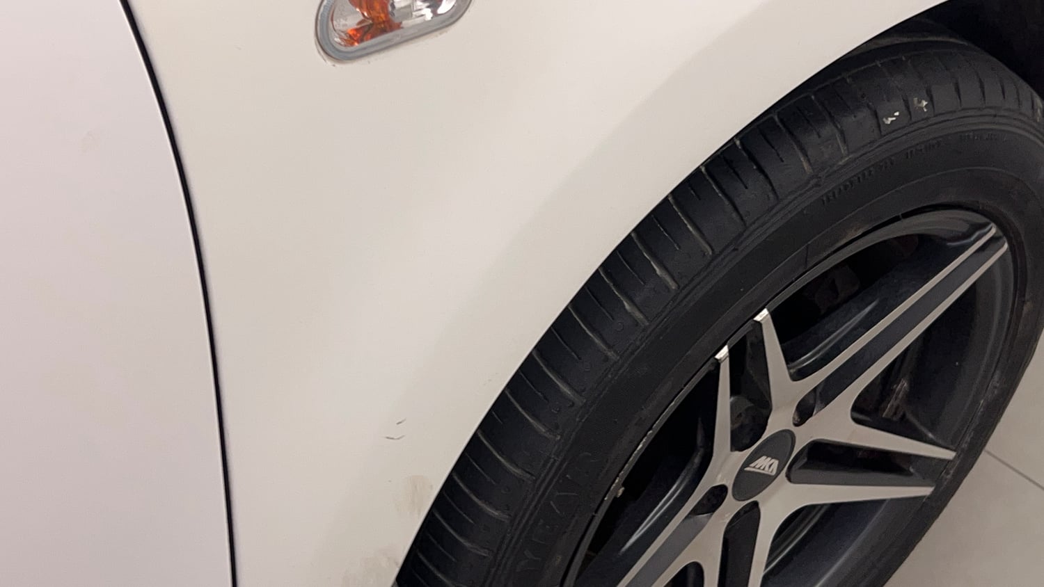 Used 2013 Volkswagen Polo Highline1.2L (P) Petrol Manual dents MINOR SCRATCH