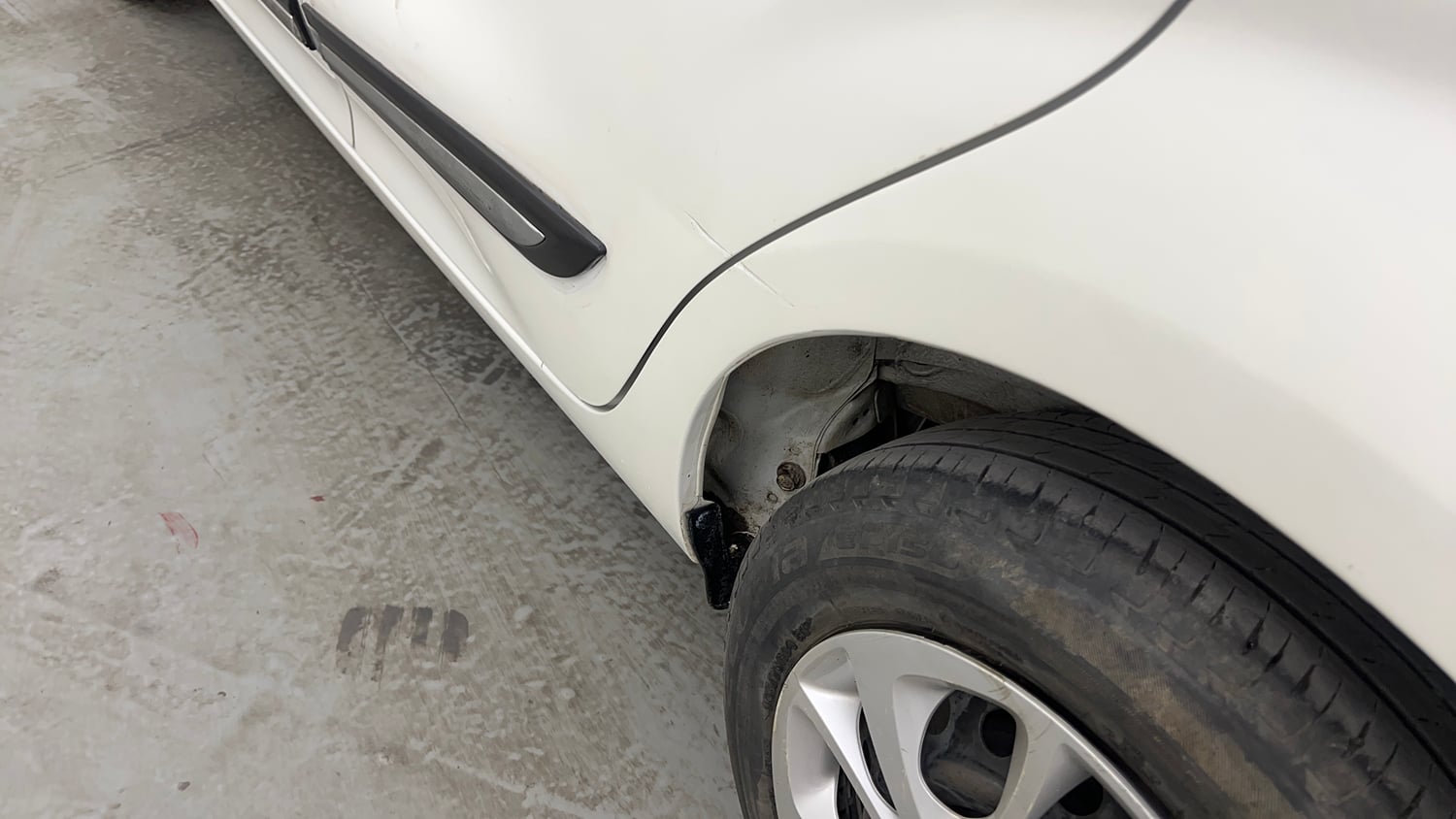 Used 2022 Maruti Suzuki Celerio ZXi AMT Petrol Automatic dents MINOR DENT